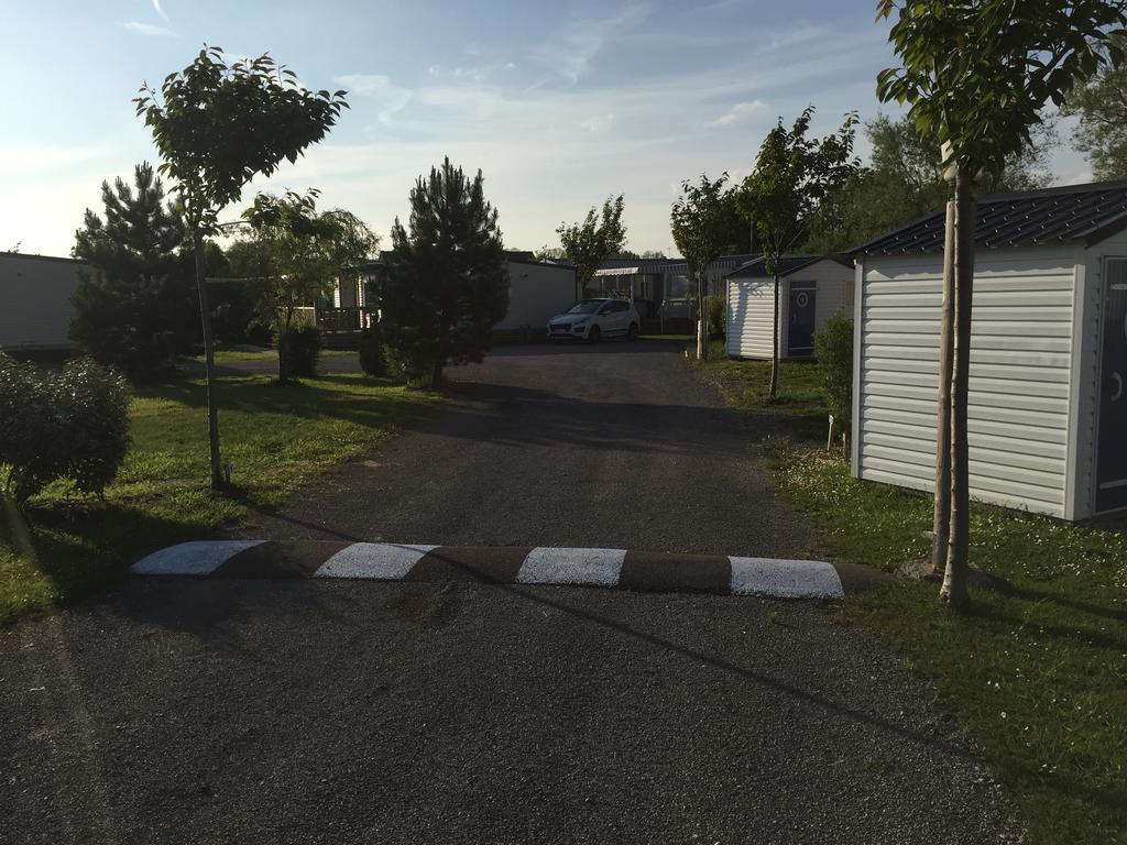 Camping Caravaning Les Cerisiers Berck Sur Mer Verton Buitenkant foto